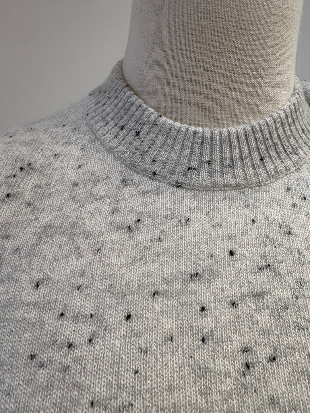 FRINGE CREW WITH SIDE SLITS (HUSKY) - AUTUMN CASHMERE