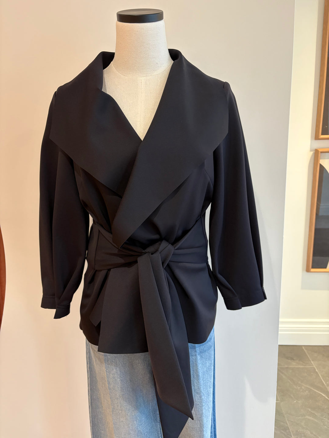 RAW EDGE BELTED JACKET (BLACK) - IRIS SETLAKWE