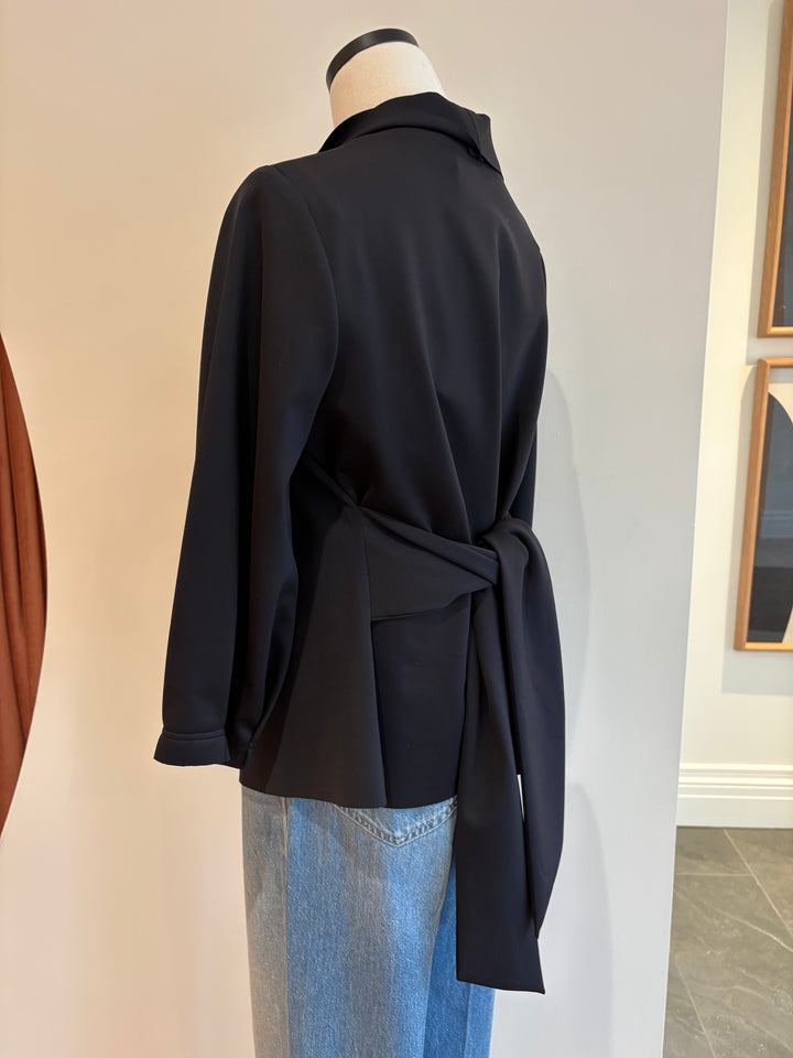 RAW EDGE BELTED JACKET (BLACK) - IRIS SETLAKWE