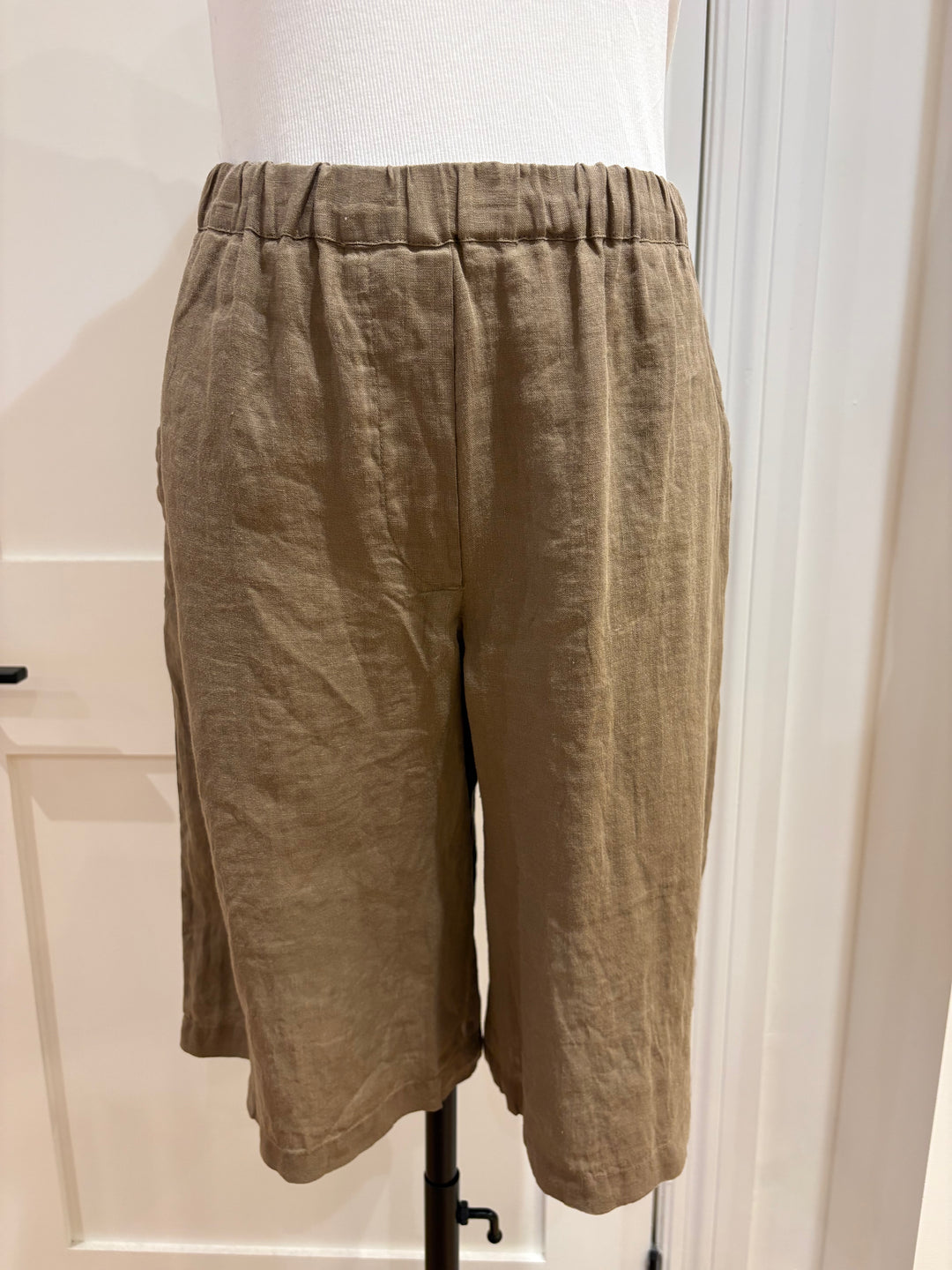 TOVE WOVEN LINEN SHORTS (TREE) - VELVET