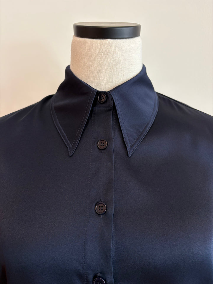 BUTTON DOWN CLASSIC STRETCH SILK BLOUSE (MIDNIGHT BLUE) - IRIS SETLAKWE