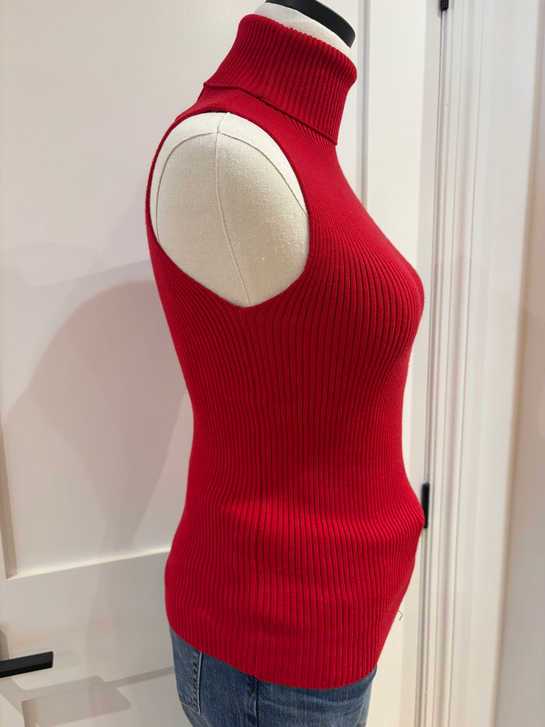 SLEEVELESS TURTLENECK TOP (RED) - BY ALLY