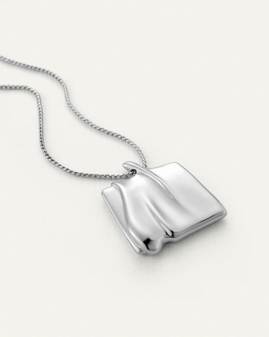 LARGE SUNDRA PENDANT NECKLACE (SILVER) - JENNY BIRD