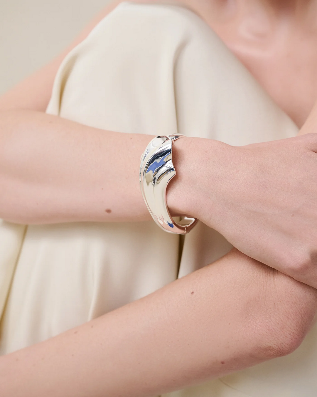 LYDIA CUFF BRACELET (SILVER) - JENNY BIRD