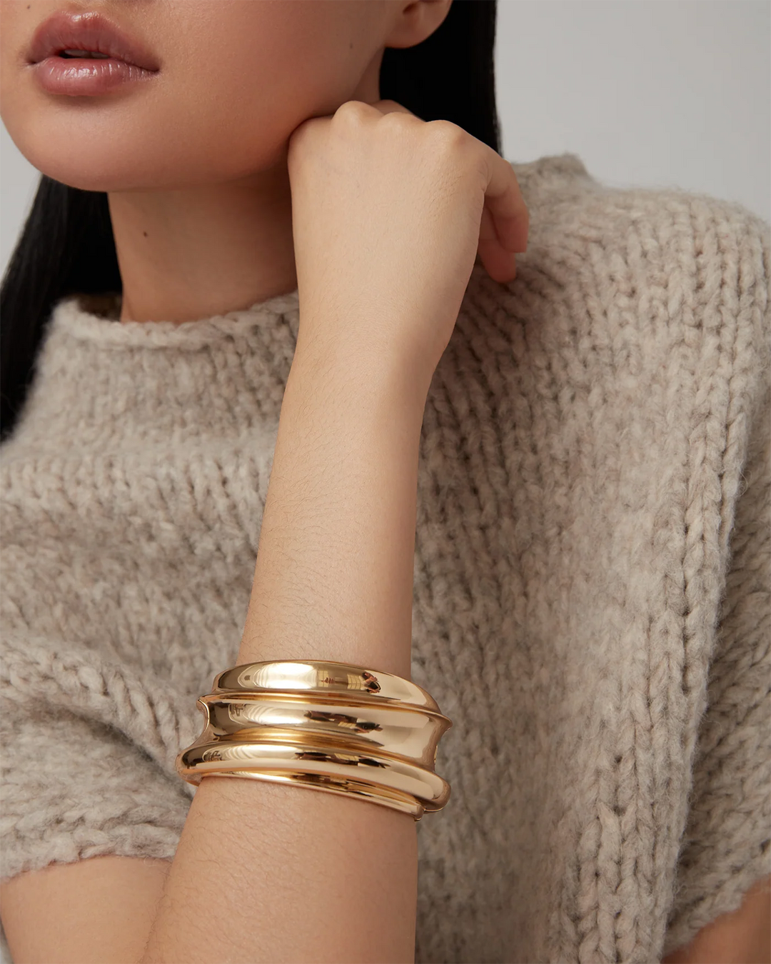 LARGE LENNON MEGA BANGLE (GOLD) - JENNY BIRD