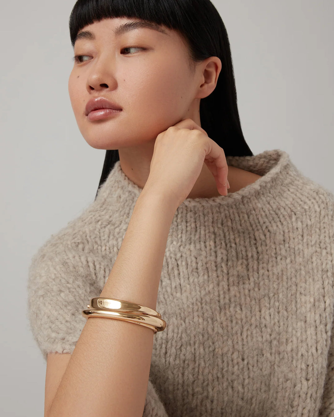 LARGE LENNON BANGLE (GOLD) - JENNY BIRD