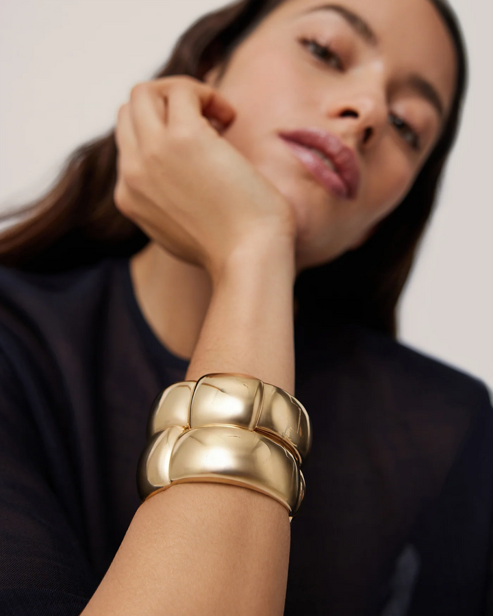 MEGA WOVEN SQUARE BANGLE LARGE (GOLD) - JENNY BIRD
