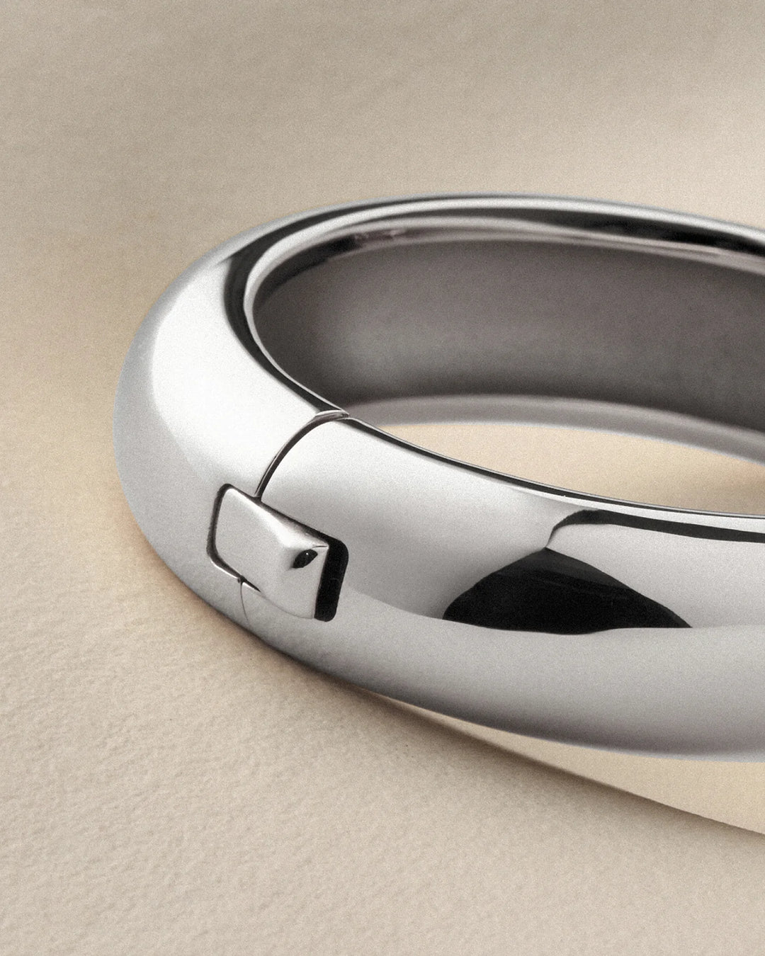 GEMMA BANGLE M/L (SILVER) - JENNY BIRD