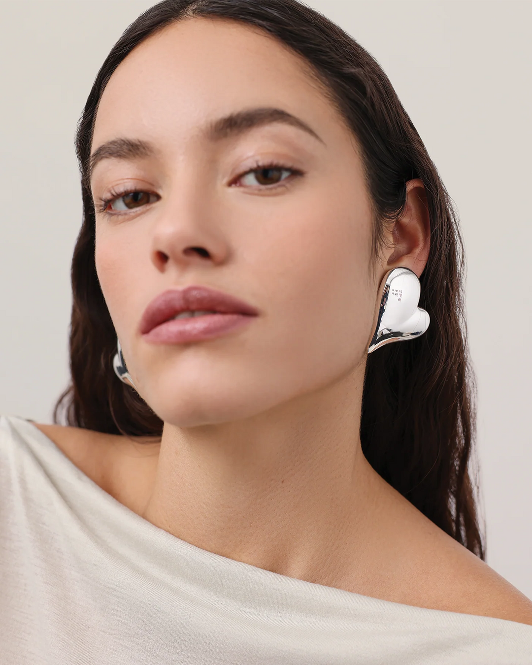MEGA ART HEART BUTTON SYMMETRICAL EARRING (SILVER) - JENNY BIRD