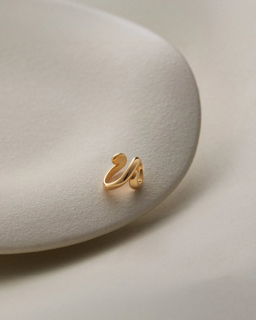 GIO EAR CUFF (GOLD) - JENNY BIRD