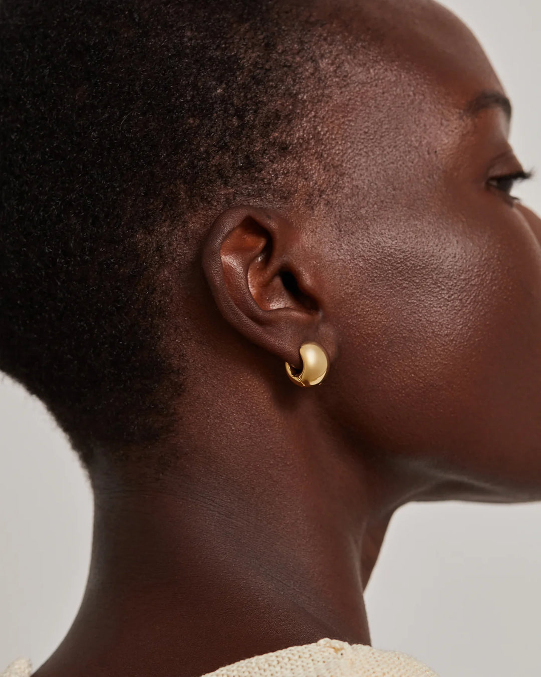 MINI GEMMA HOOPS (GOLD) - JENNY BIRD