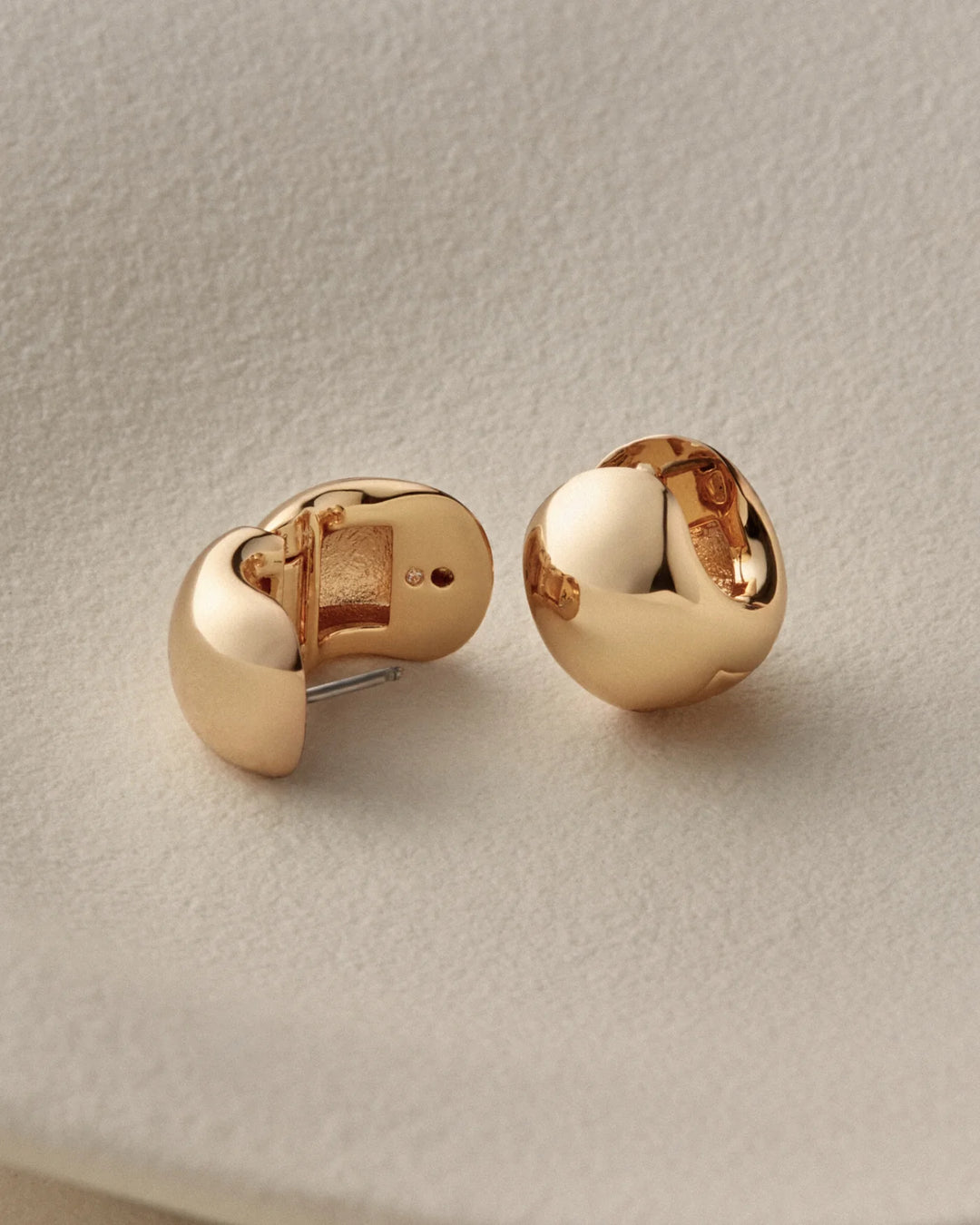 MINI GEMMA HOOPS (GOLD) - JENNY BIRD