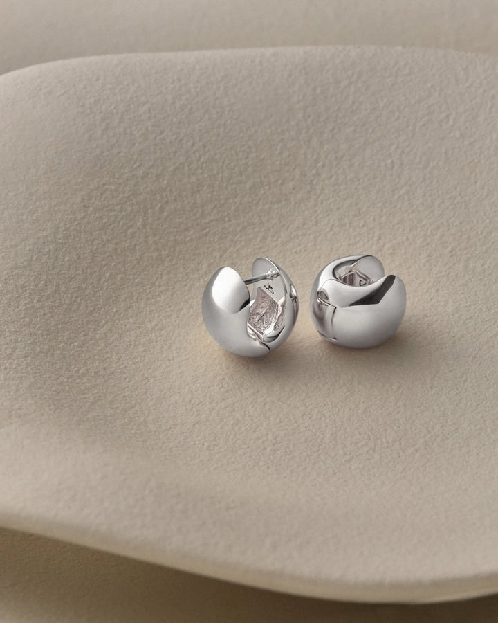 MINI GEMMA HOOPS (SILVER) - JENNY BIRD