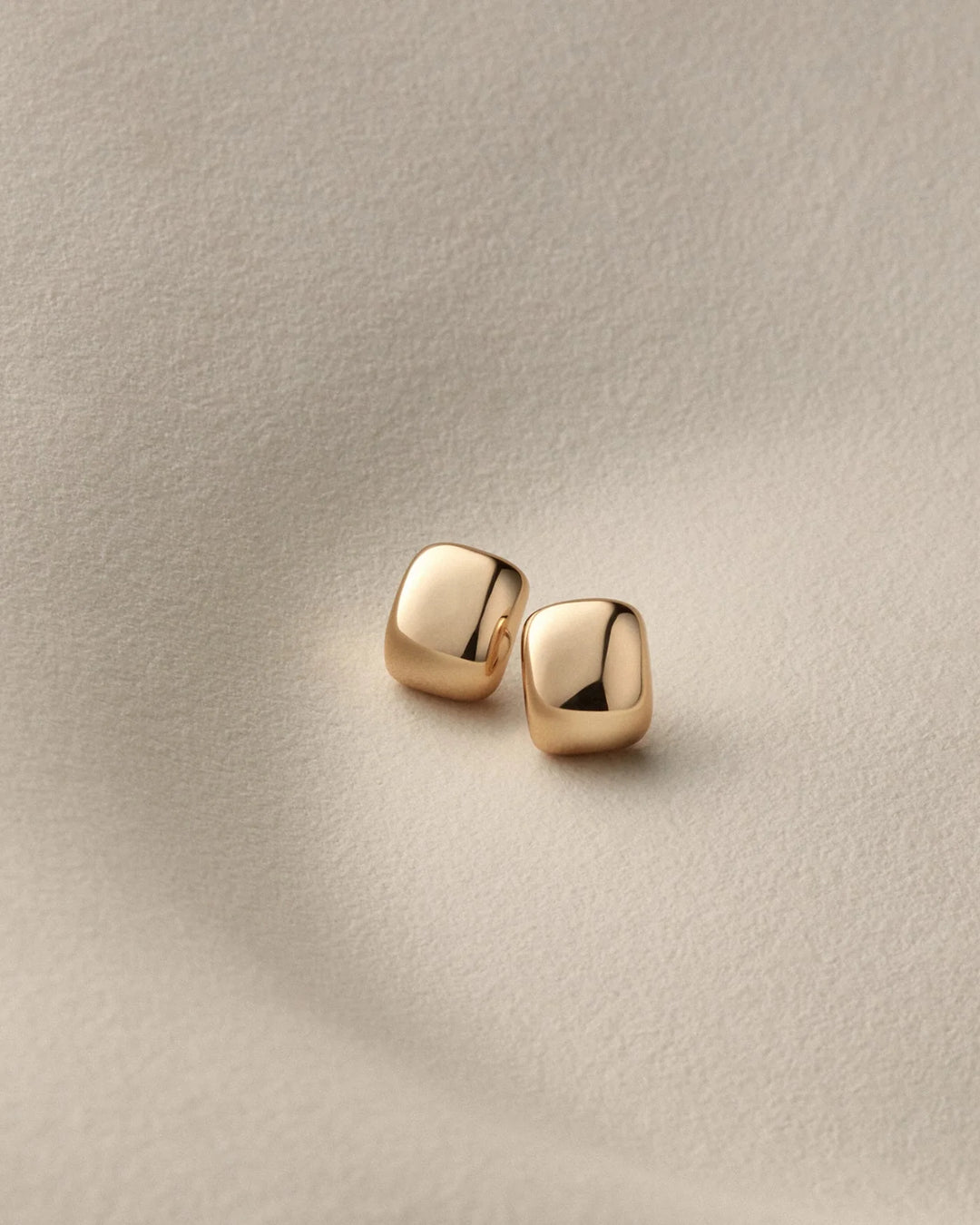 MINI TATE EARRING (GOLD) - JENNY BIRD