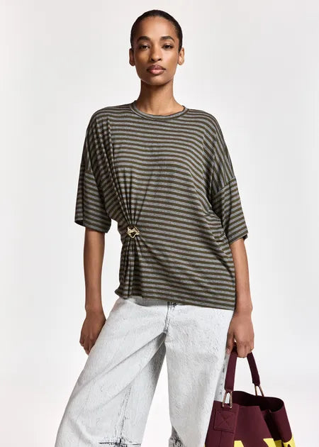KRISS STRIPED T-SHIRT W/ BROOCH (KHAKI COMBO) - ESSENTIAL ANTWERP