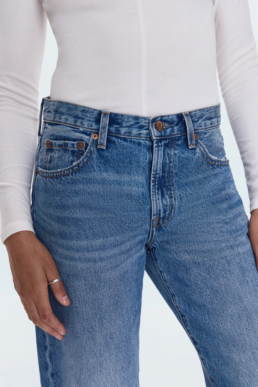 LEXI MID RISE BOWED LEG JEAN (METROPOLIS) - PISTOLA