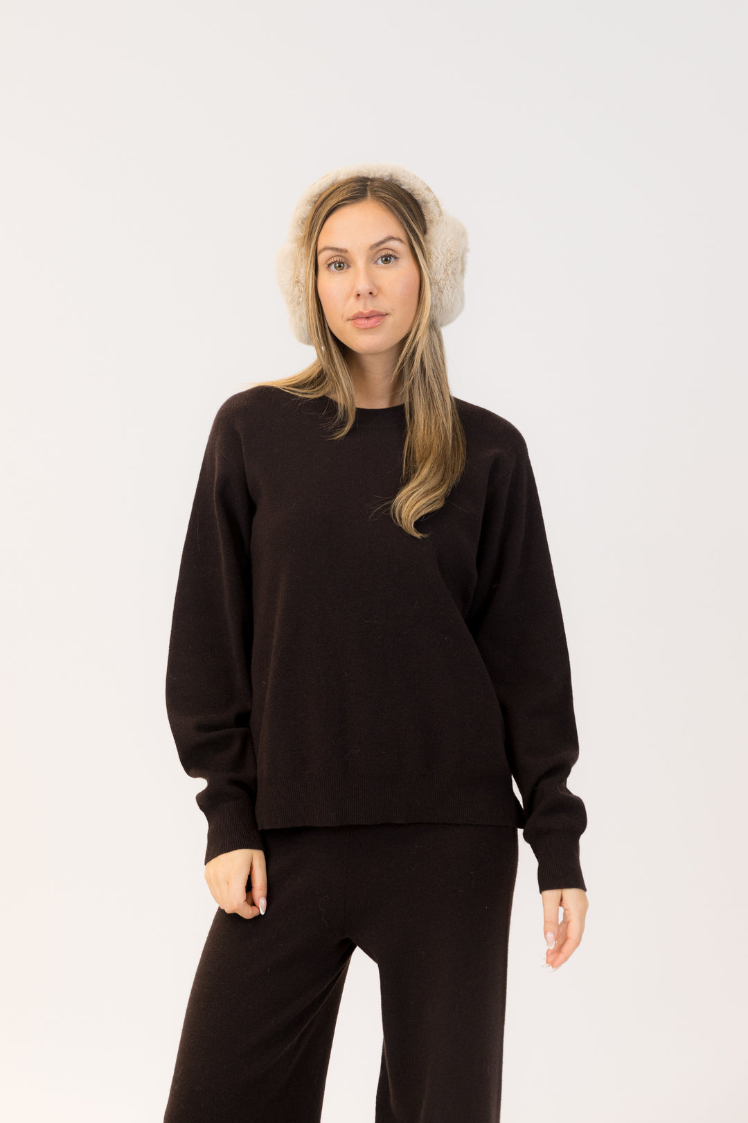 LUXE EAR MUFFS (BEIGE) - LYLA + LUXE