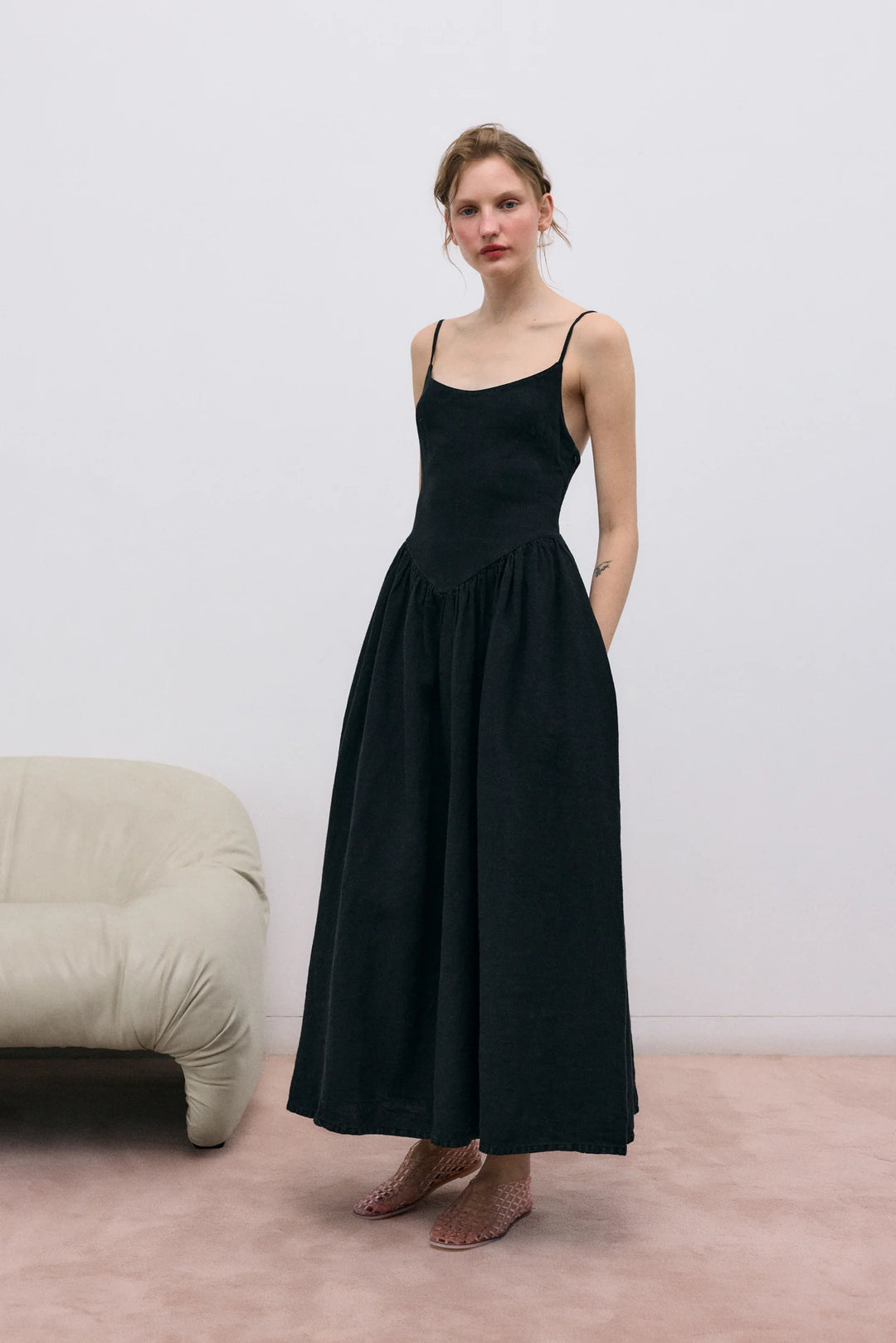 LIPPIA DRESS (MIDNIGHT BLACK) - NEW SOCIETY
