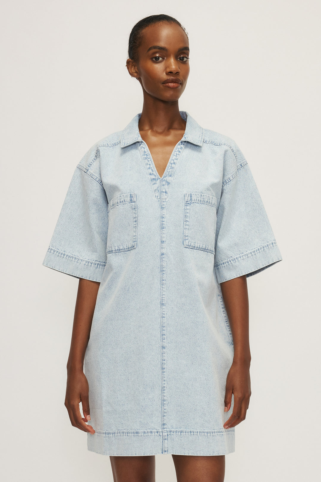 magda denim dress Short-sleeve denim mini dress in light blue