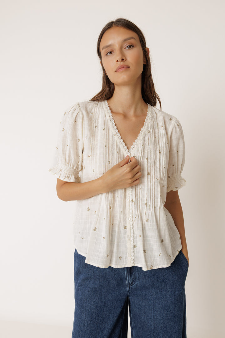 V-NECK PINTUCK BLOUSE (CRUDO) - INDI&COLD
