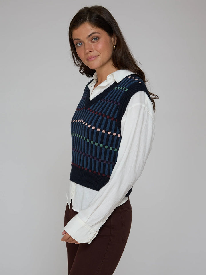 JACQUARD V-NECK VEST (NAVY BLUE COMBO) - AUTUMN CASHMERE