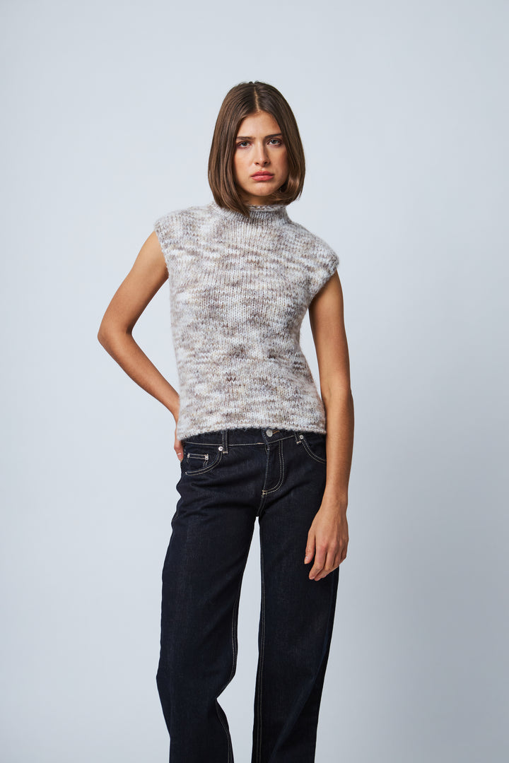 NELLIE SLEEVELESS MOCK NECK - LINE