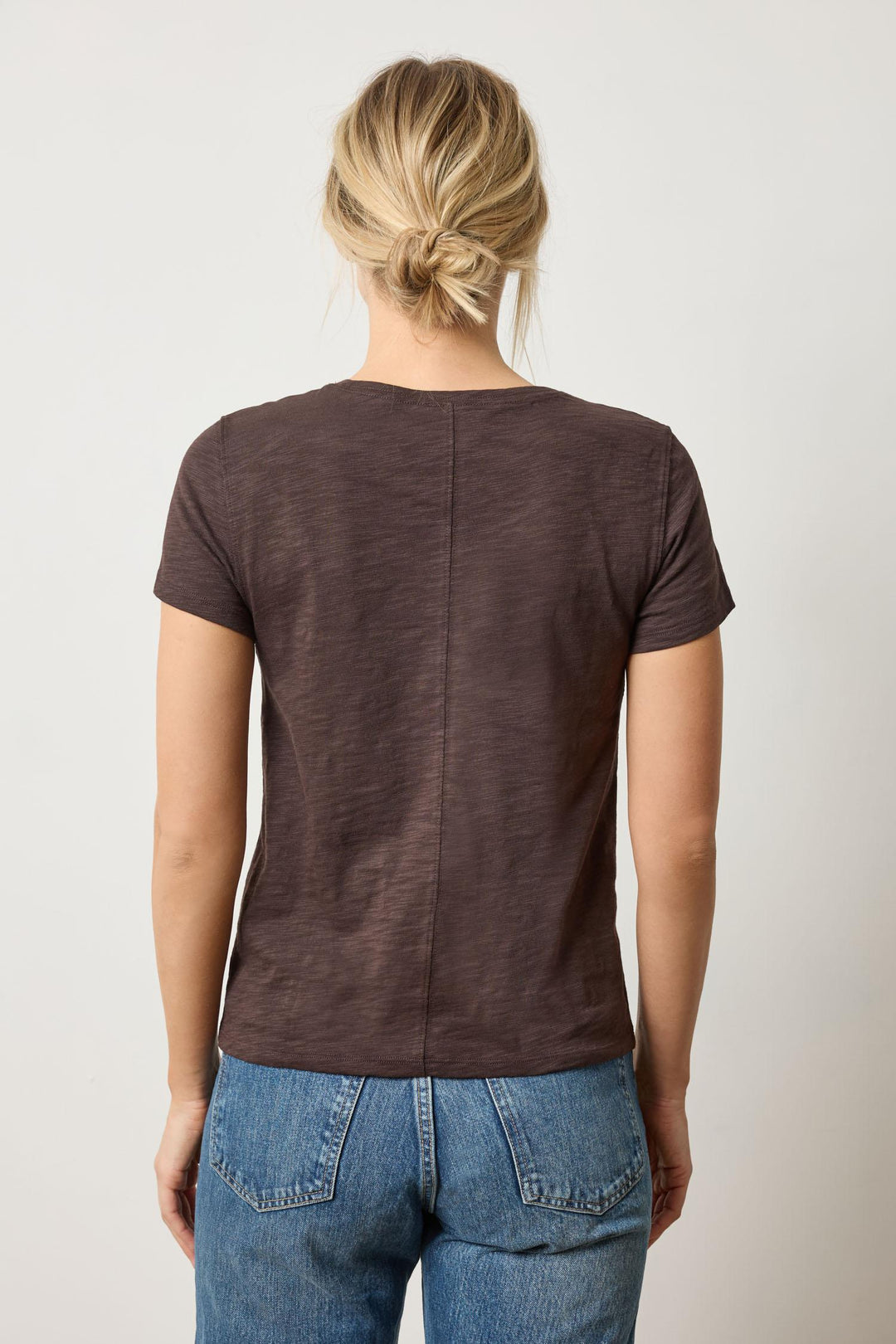 SHORT SLEEVE BACK SEAM CREWNECK (ESPRESSO) - LILLA P