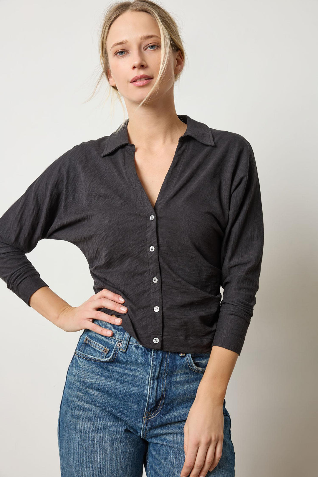 SIDE PLEAT BUTTON DOWN - LILLA P