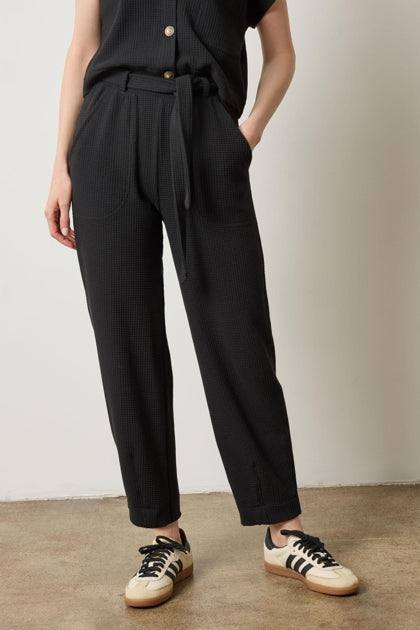 BELTED PANT (BLACK)- LILLA P
