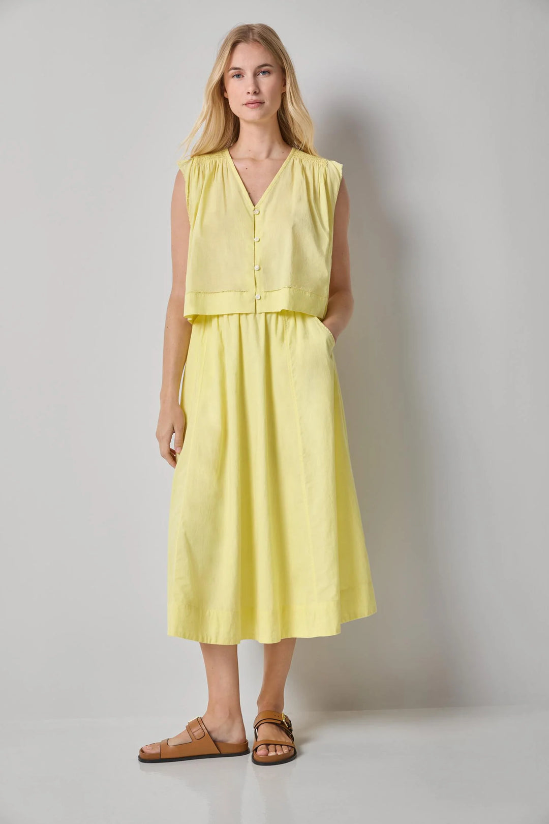 SMOCKED SHOULDER V-NECK (LEMON) - LILLA P