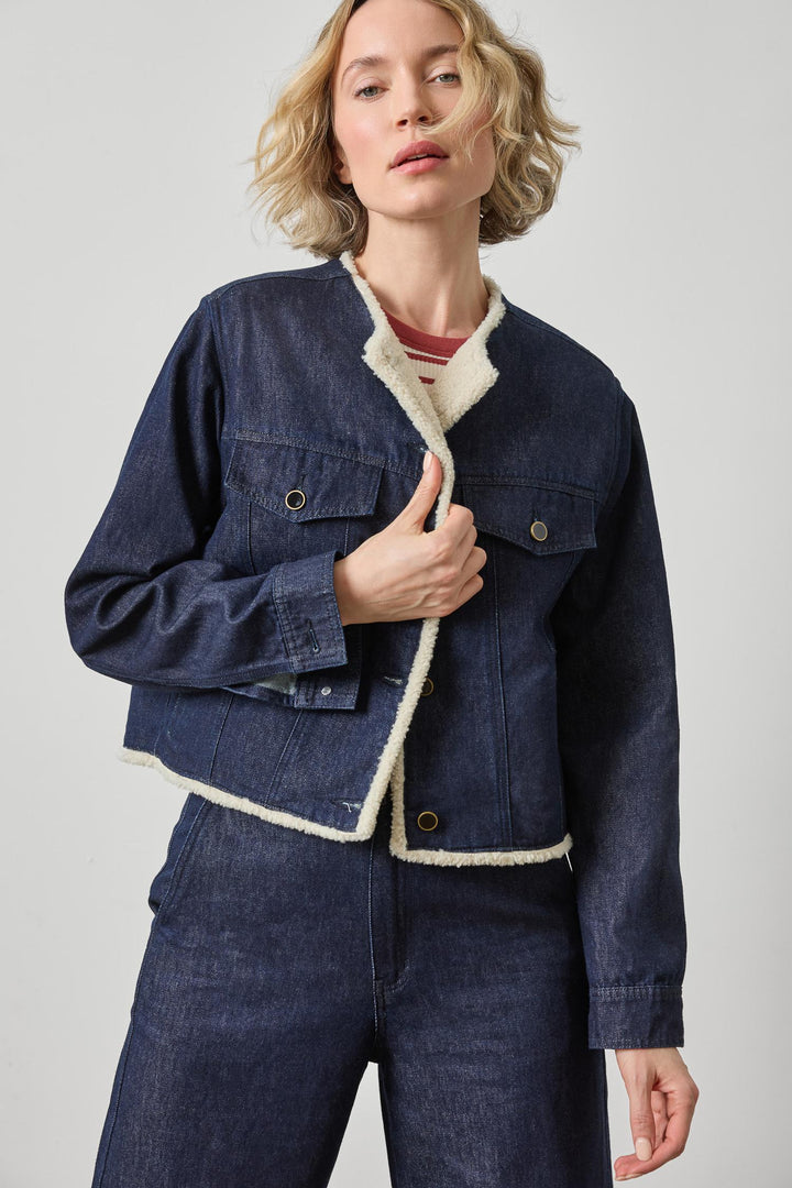 SHERPA LINED JEAN JACKET (DARK WASH BLUE) - LILLA P