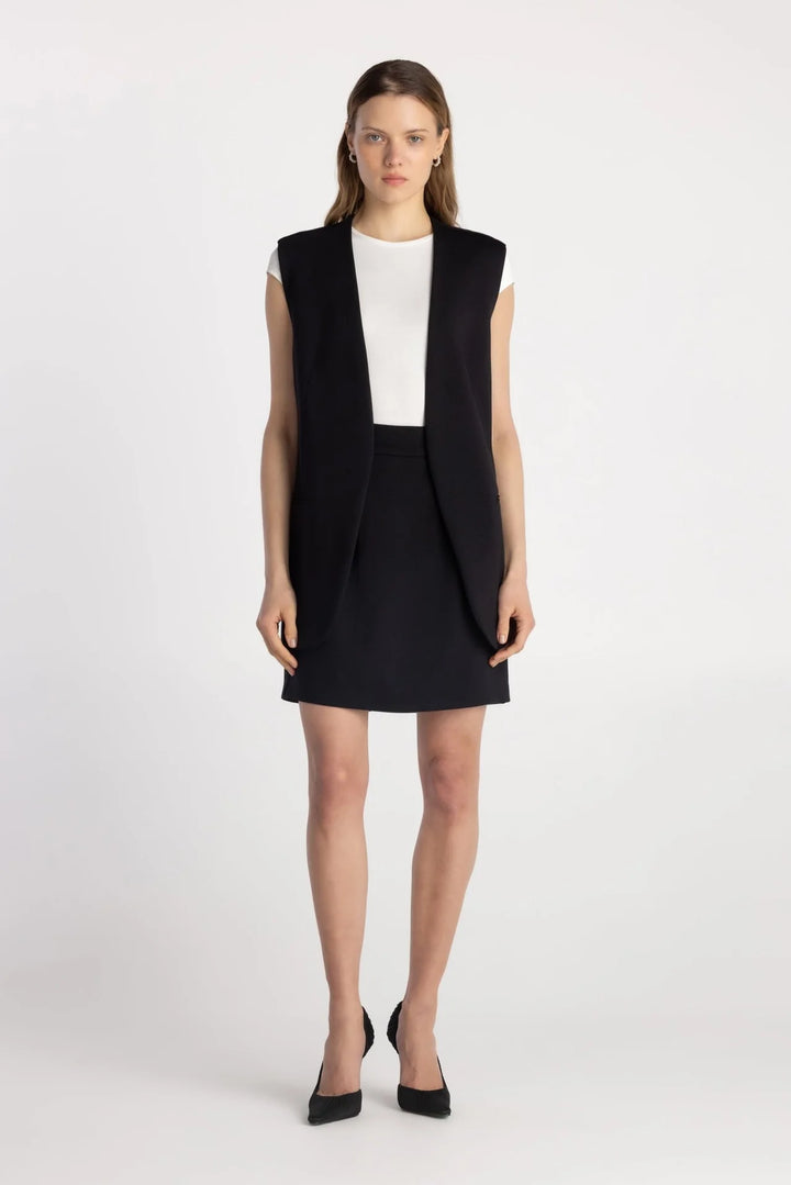 THE CLARA VEST (BLACK) - PURE & SIMPLE