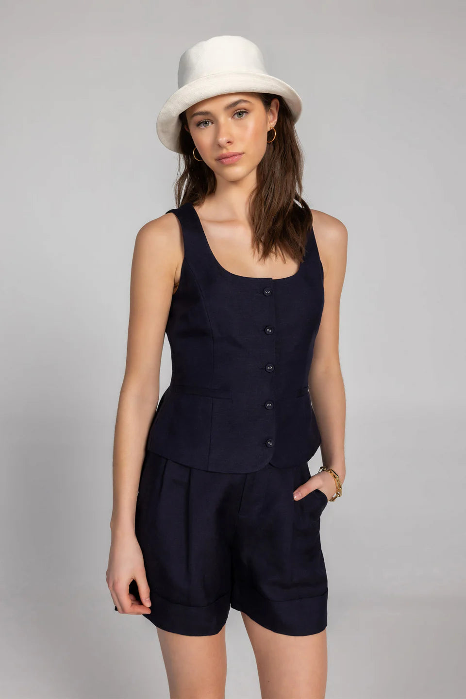 MILANO VEST - PURE & SIMPLE