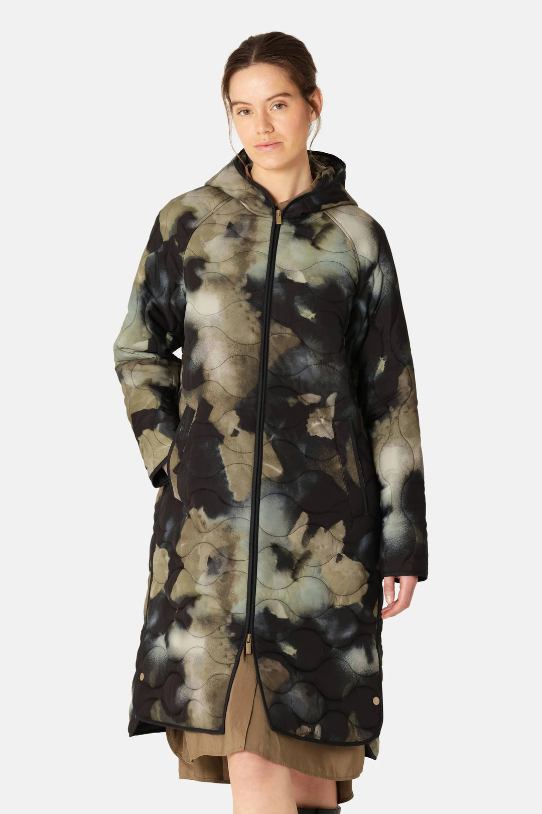 LONG QUILT JACKET W/ HOOD (MOSS PRINT) - ILSE JACOBSEN