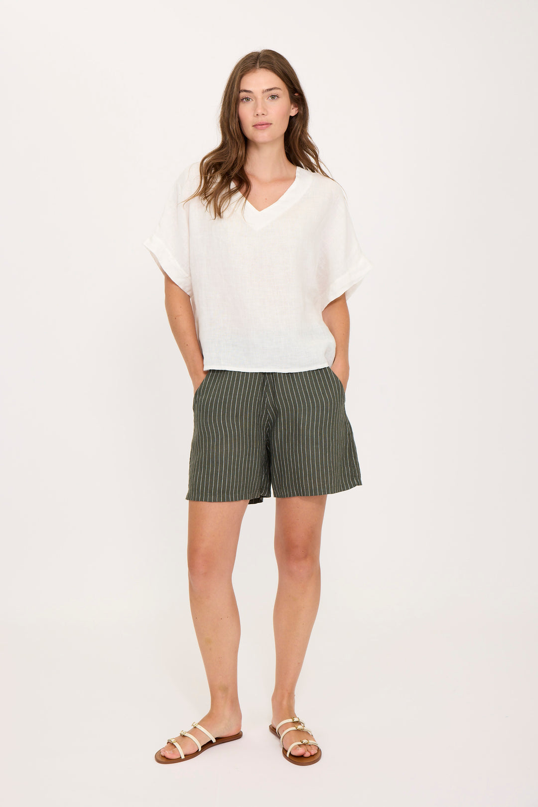 LINEN V-NECK TOP (WHITE) - PISTACHE