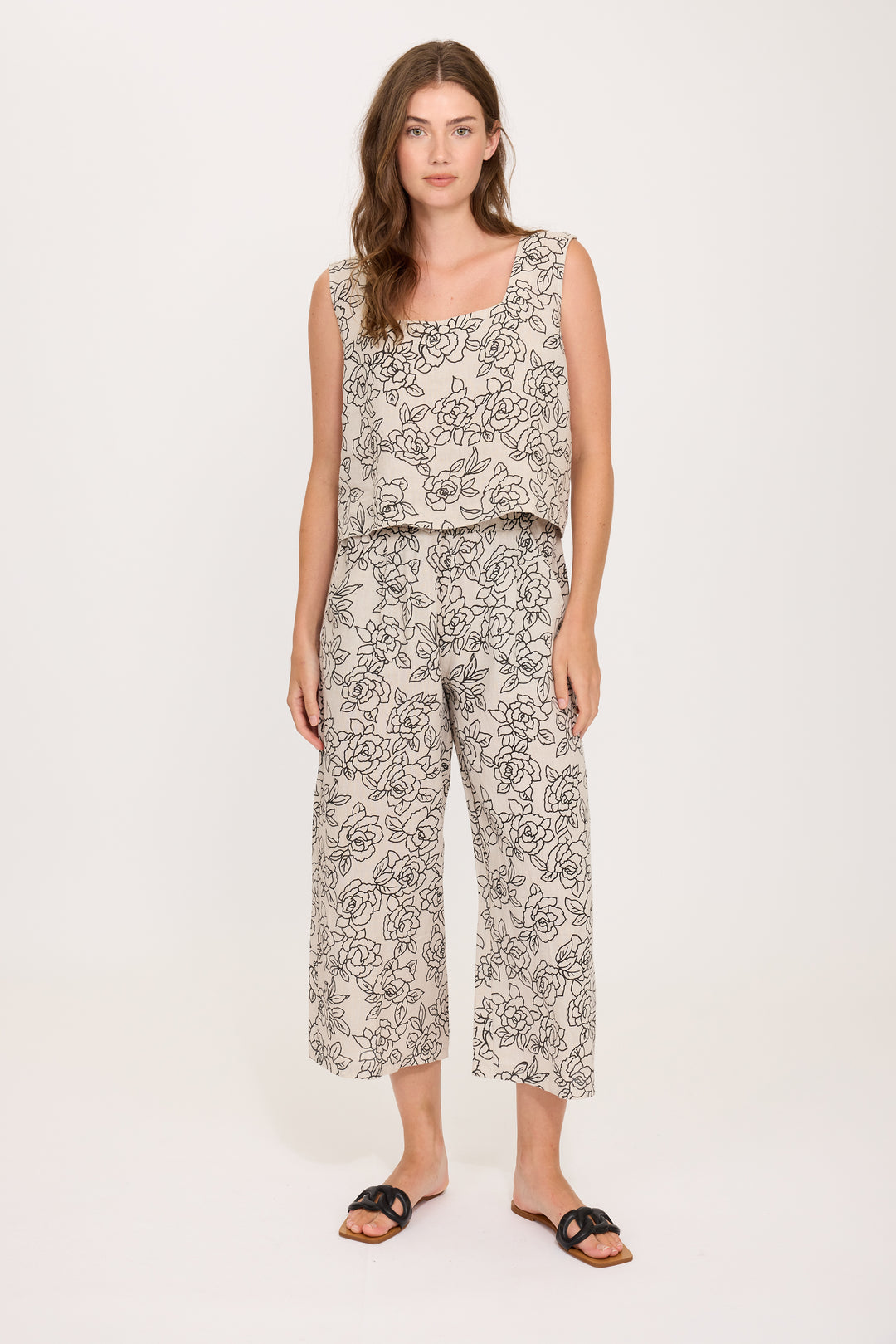 SQUARED NECK LINEN SLEEVELESS TOP (DIGITAL ROSE PRINT) - PISTACHE