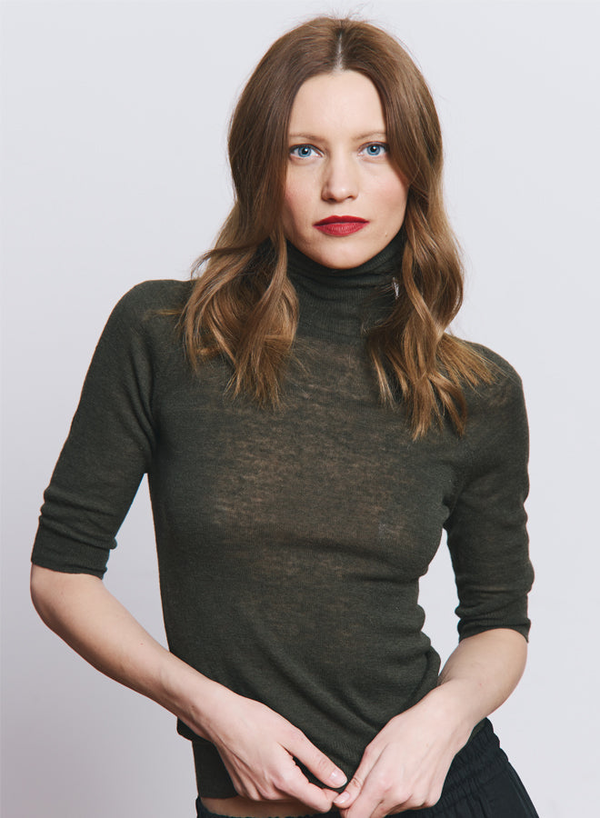 FITTED SHEER ELBOW SLEEVE TURTLENECK - AUTUMN CASHMERE