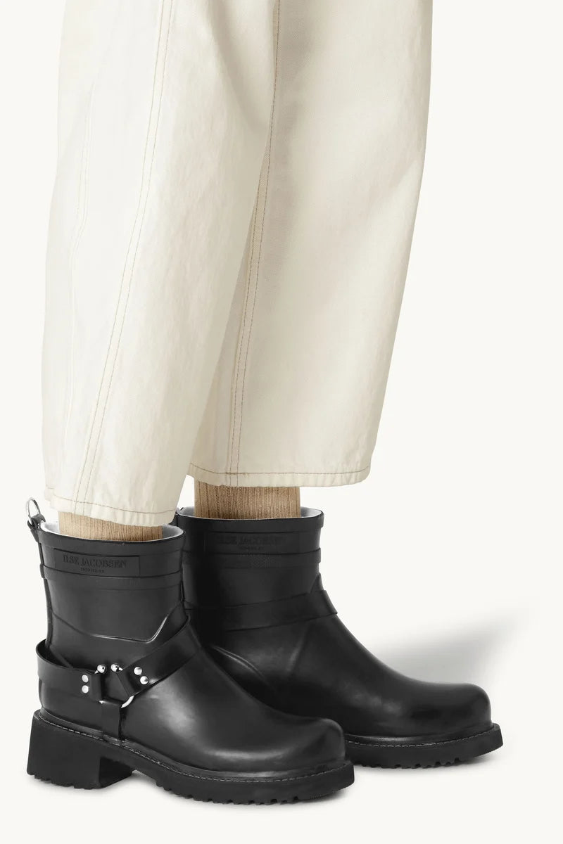 SHORT BIKER RUBBER BOOTS (BLACK) - ILSE JACOBSEN