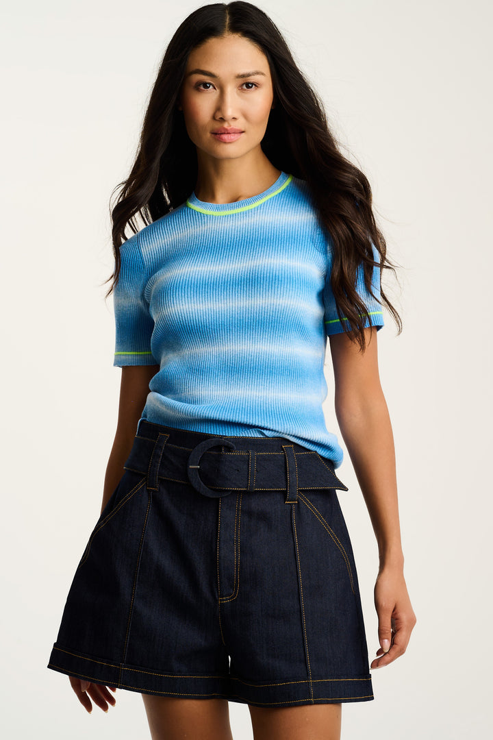 FADE IN SHORT SLEEVE TEE (BLUE BURST) - LISA TODD