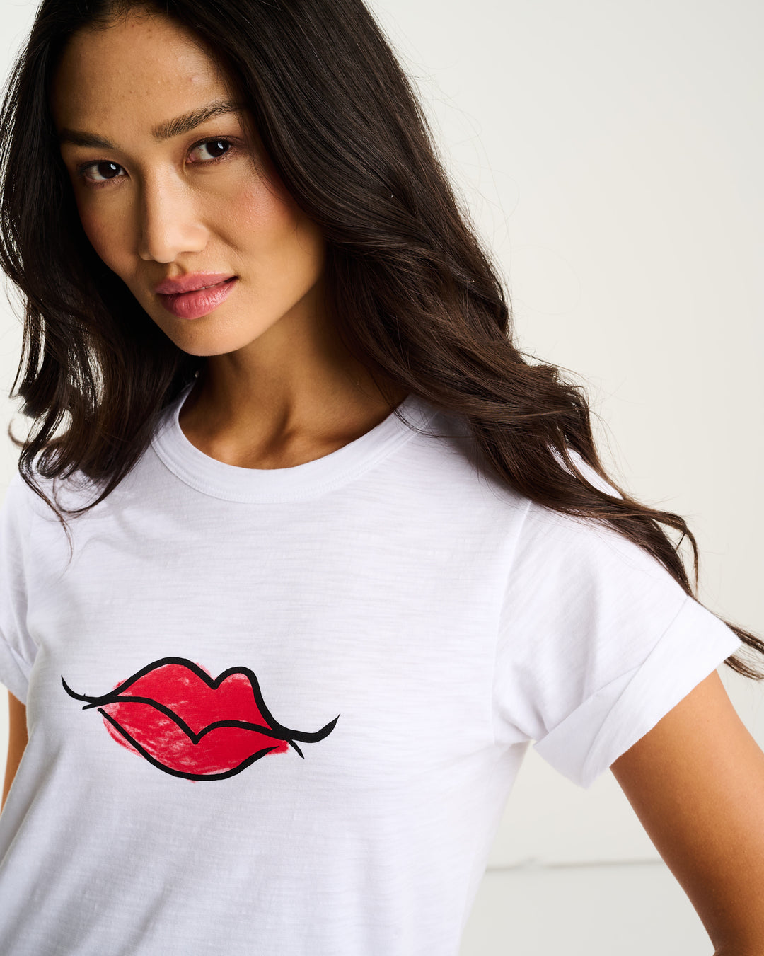 KISS AND MAKE UP TEE (WHITE) - LISA TODD
