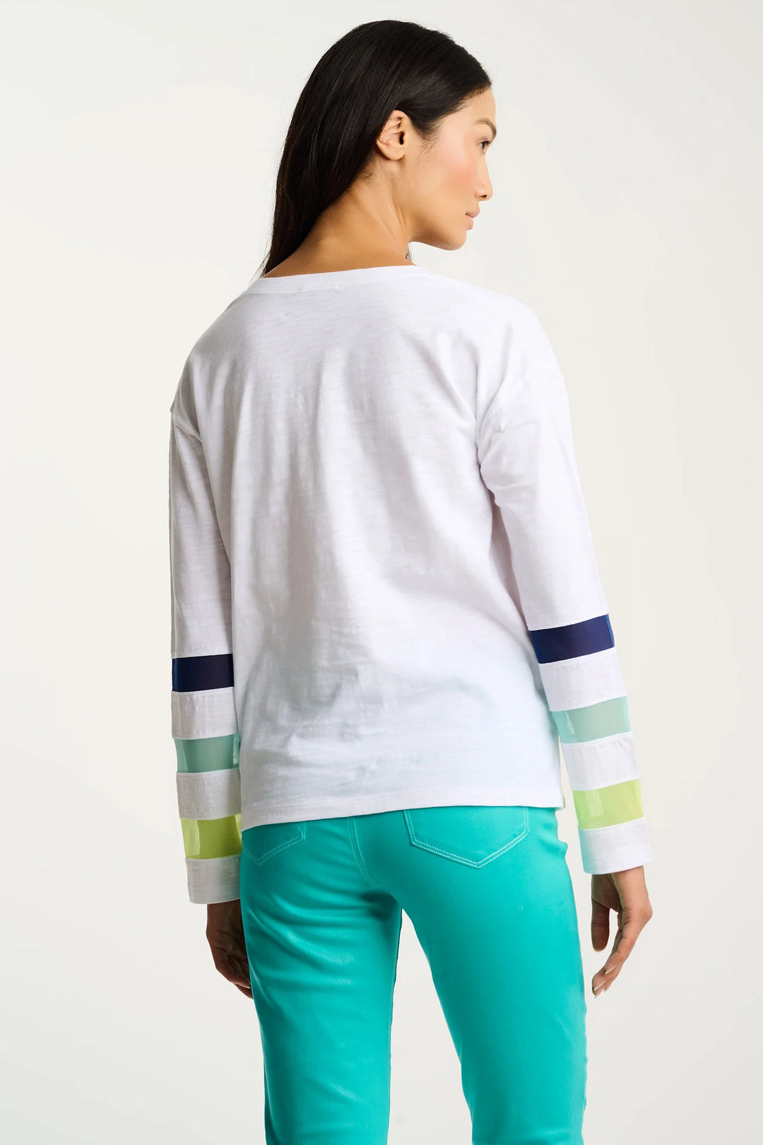 MESH FEST V-NECK (WHITE) - LISA TODD