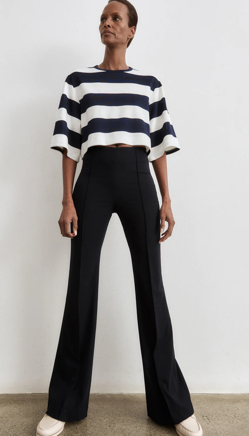 CROPPED SWING TEE (NAVY) - SMYTHE