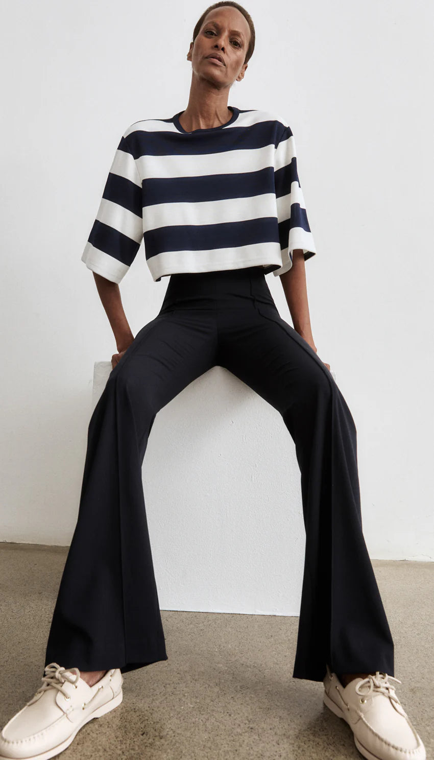 CROPPED SWING TEE (NAVY) - SMYTHE