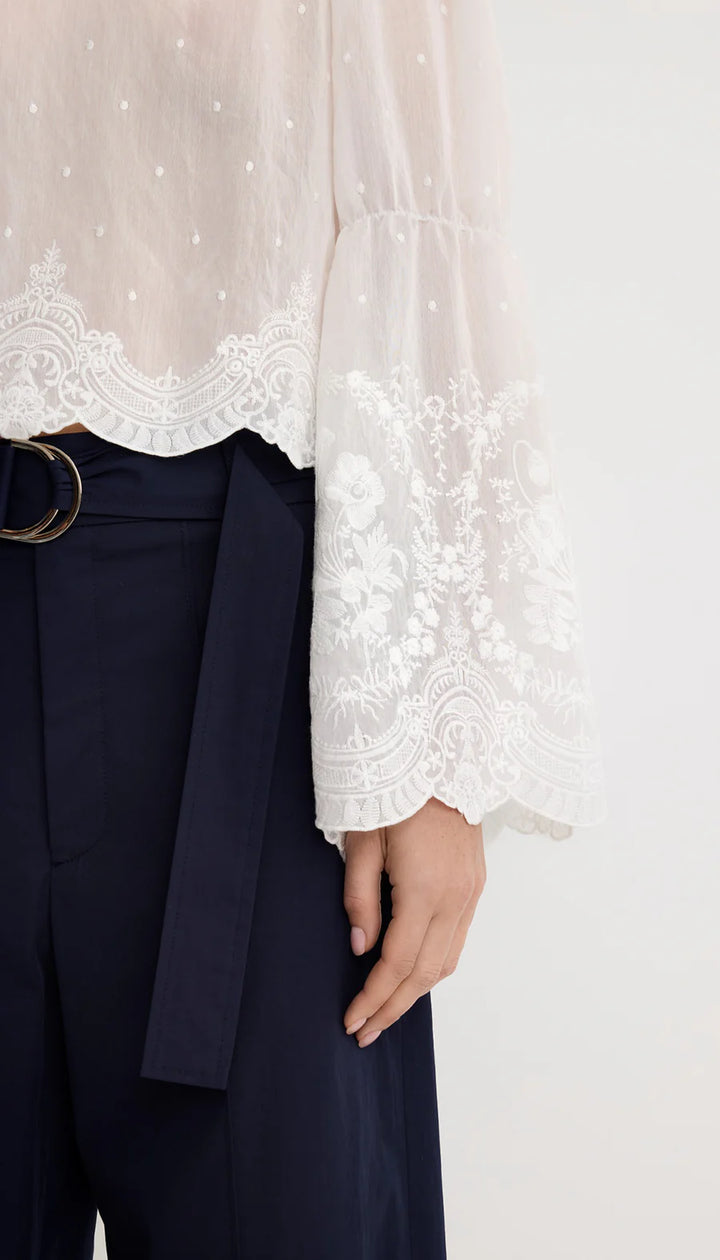 EMBROIDERED BELL SLEEVE (WHITE) - SMYTHE
