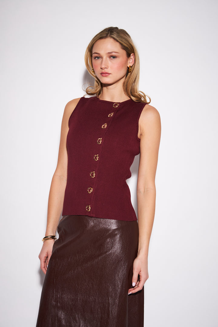 SUTTON SLEEVELESS KNIT (MERLOT) - JOHN + JENN