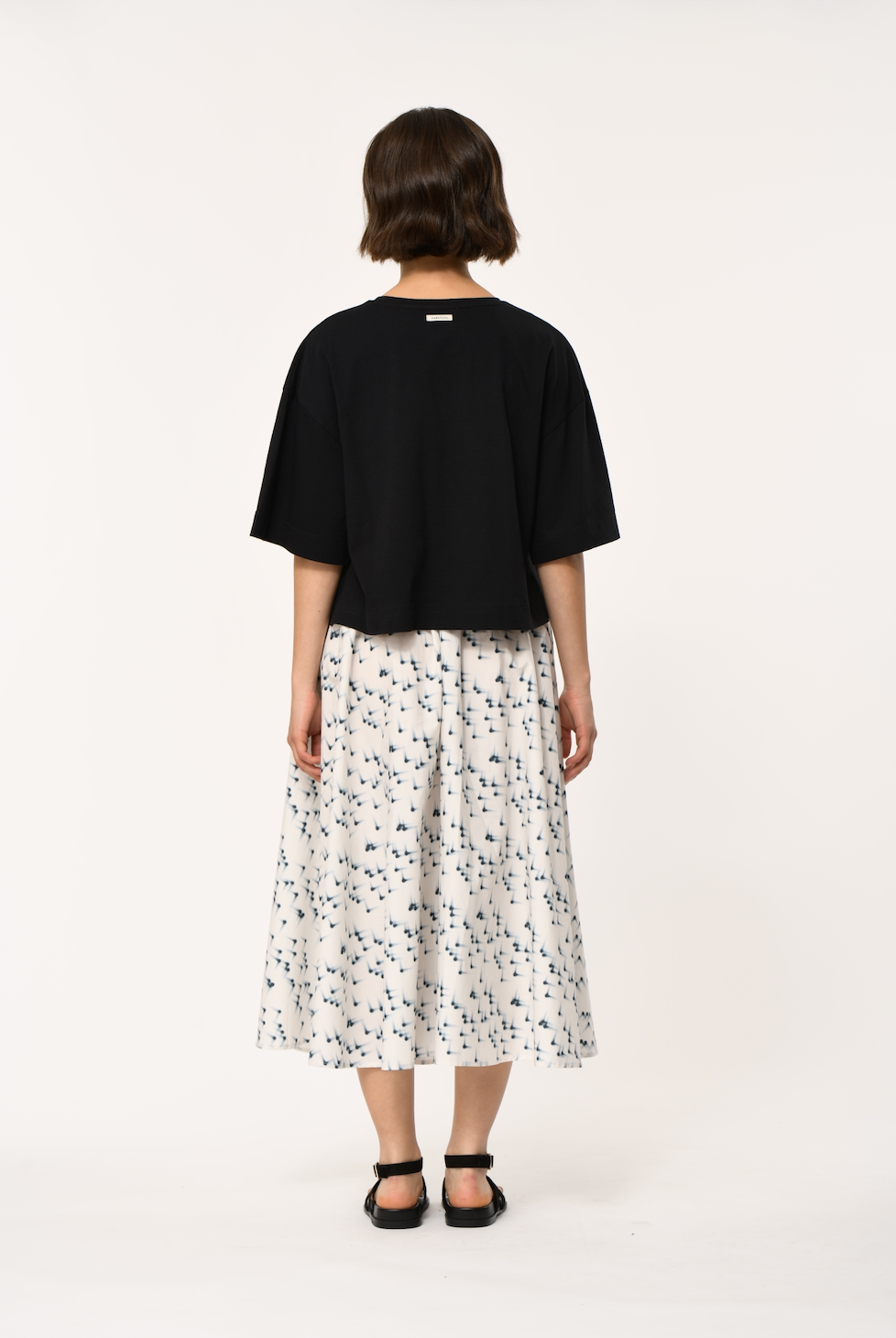 LORANI SKIRT (MARINE/OFF-WHITE) - HUMILITY