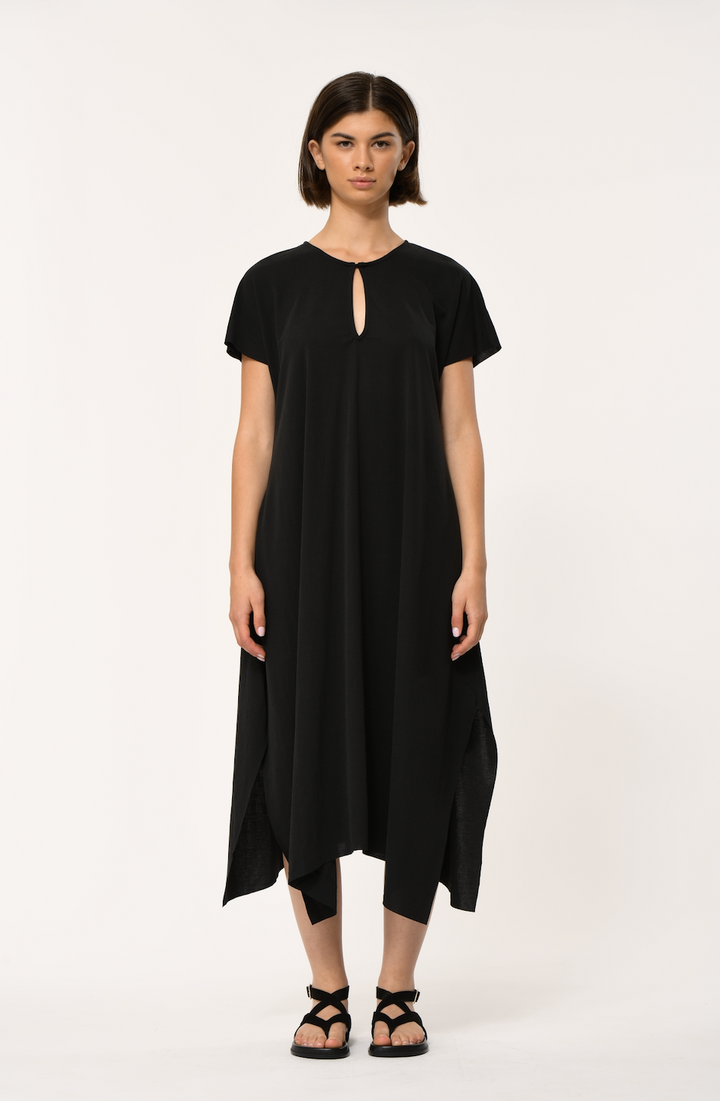 KANZAO FLOW DRESS (NOIR) - HUMILITY