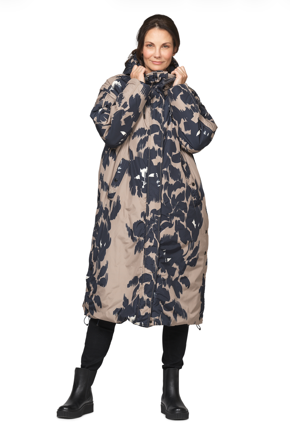 PEPPY LONG PADDED COAT (FLORAL DECORS) - ILSE JACOBSEN