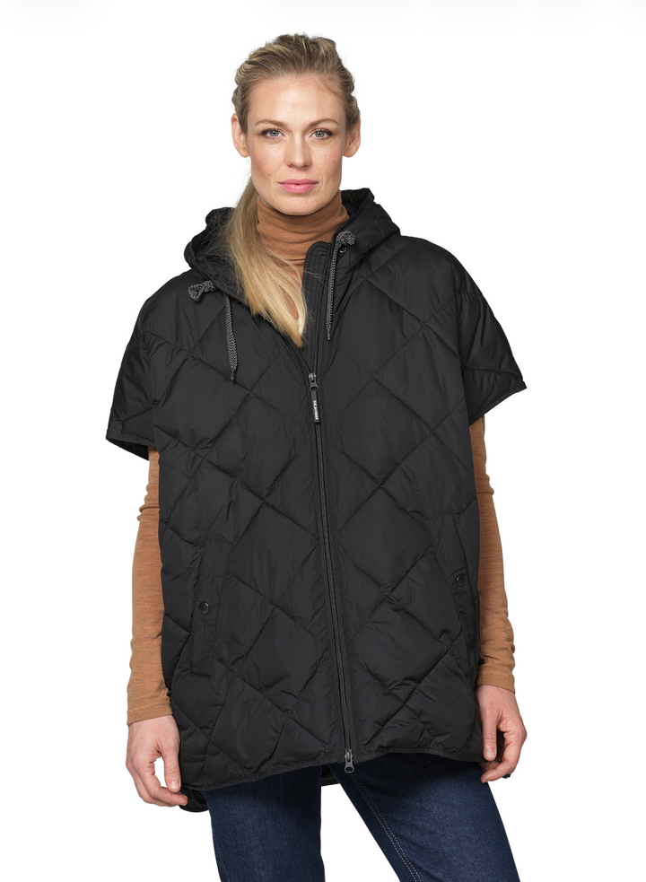 PEPPY PADDED CAPE (BLACK) - ILSE JACOBSEN