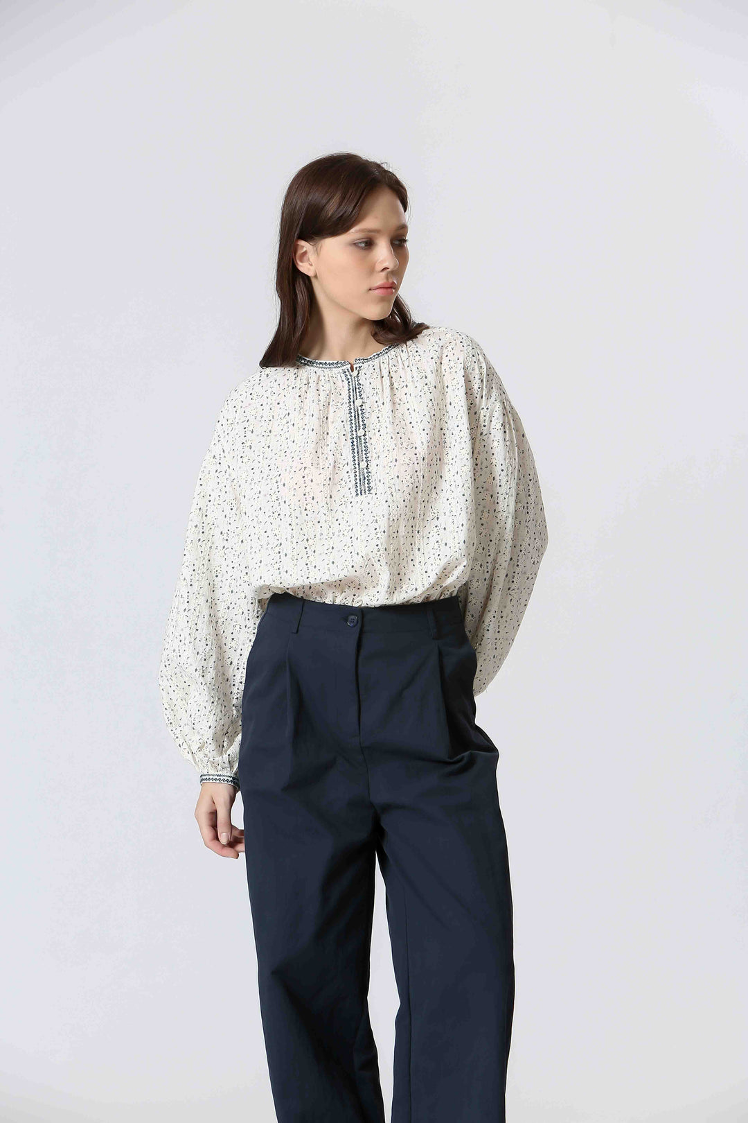 TEXTURED COTTON BLOUSE - THE KORNER